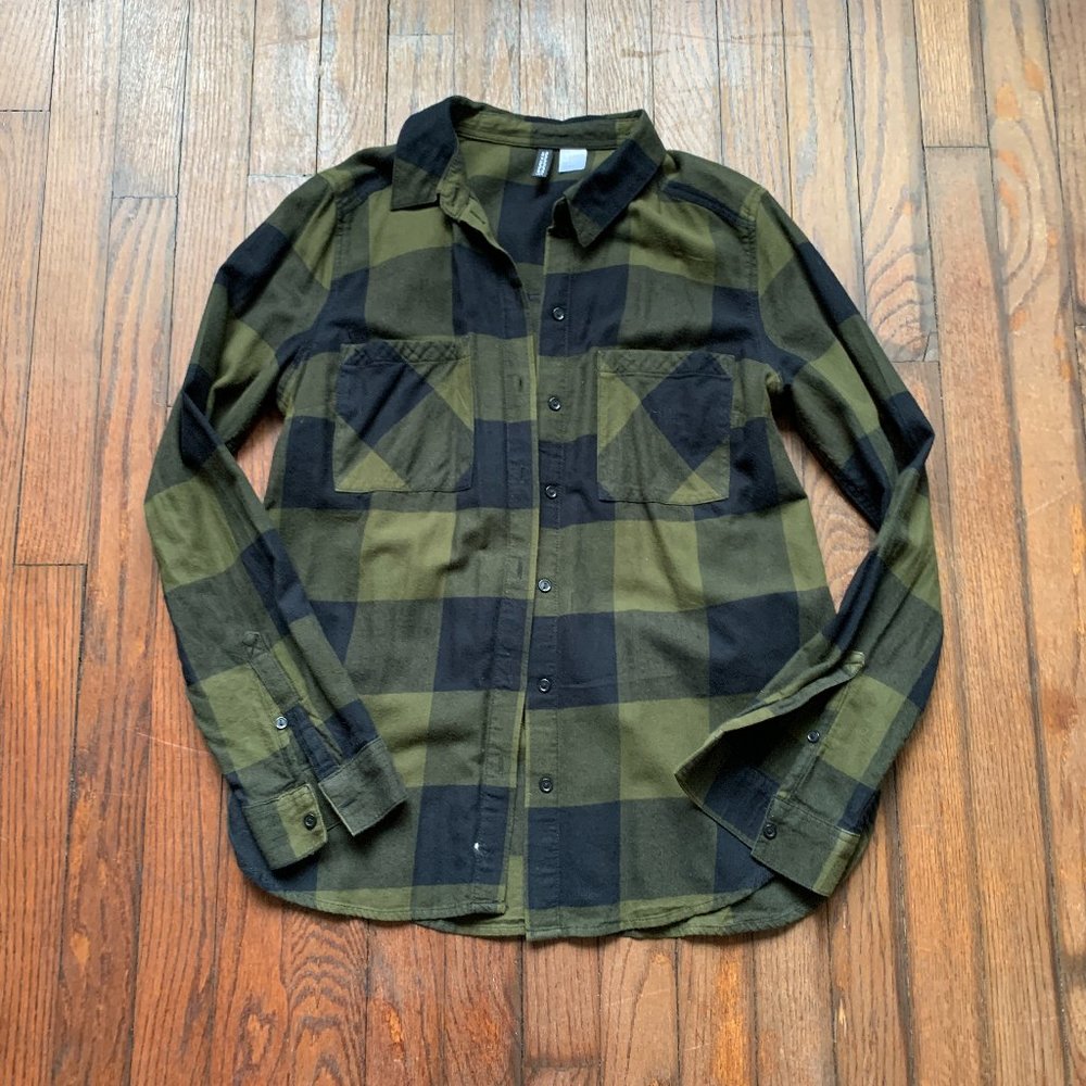 H&M Button Down Flannel | Green and Black | Size 4